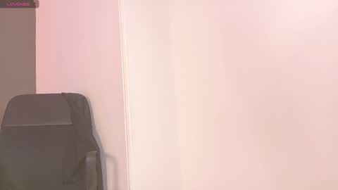 Snapshot of ken_boy_ chatting on 3, 11, 2025 online show from 3, 11, 2025