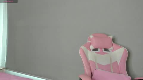 Snapshot of kendal_hot1 chatting on 17, 11, 2025 Aleja3 online show from 17, 11, 2025