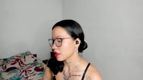 Kendal online show from 6, 1, 2026