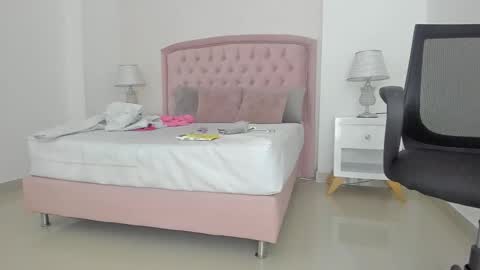 Kendall online show from 24, 9, 2025