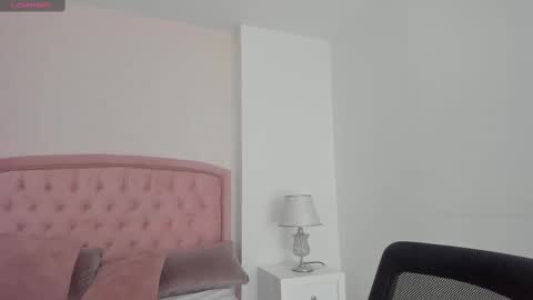 Kendall online show from 26, 9, 2025