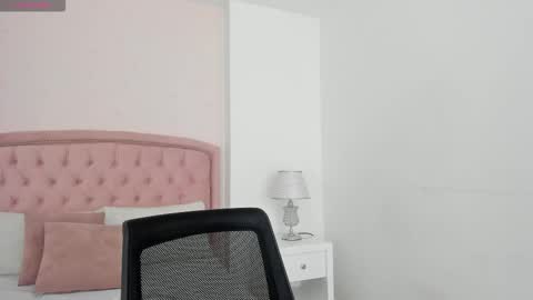 Kendall online show from 3, 11, 2025