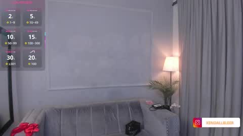 Snapshot of kendallbleer chatting on 14, 10, 2025 kendallbleer online show from 14, 10, 2025