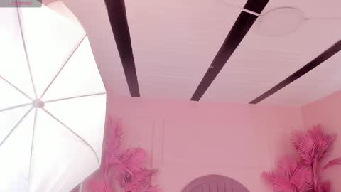 Snapshot of kendallbleer chatting on 7, 11, 2025 kendallbleer online show from 7, 11, 2025