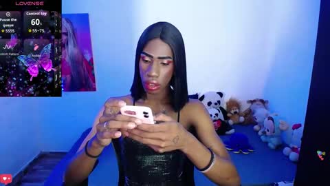 kendallgil_ online show from 2, 10, 2025
