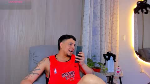 kendel_dimitri online show from 30, 10, 2025