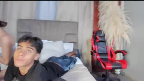 Snapshot of kendra_and_liam chatting on 12, 10, 2025 kendra and liam online show from 12, 10, 2025