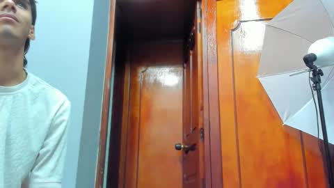 Snapshot of kendra_and_liam chatting on 15, 10, 2025 kendra and liam online show from 15, 10, 2025