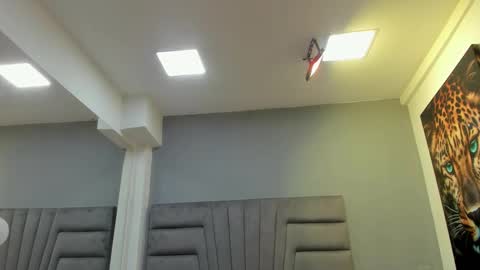 Snapshot of kendra_london chatting on 12, 11, 2025 Kendra London online show from 12, 11, 2025