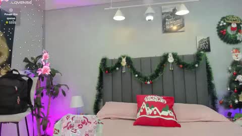 Snapshot of kendra_london chatting on 28, 11, 2025 Kendra London online show from 28, 11, 2025