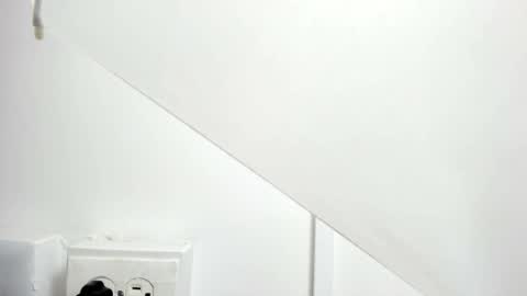 Kendra London online show from 28, 2, 2026