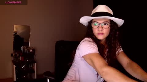 Snapshot of kendracam69 chatting on 17, 2, 2025 Kendra online show from 17, 2, 2025