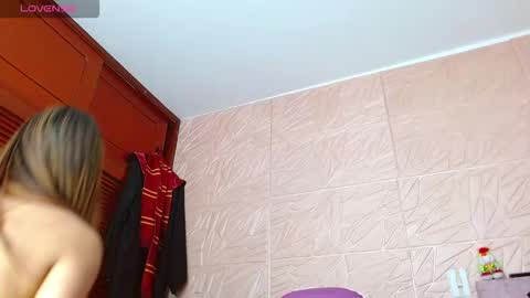 Snapshot of kendrapotter chatting on 11, 11, 2025 KENDRAPOTTER online show from 11, 11, 2025