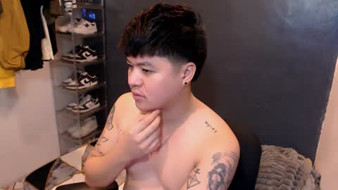 Snapshot of kenhotline911 chatting on 4, 1, 2025 ken online show from 4, 1, 2025