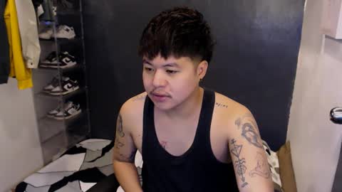 Snapshot of kenhotline911 chatting on 2, 2, 2025 ken online show from 2, 2, 2025