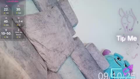 kenia_fox1 online show from 10, 10, 2025