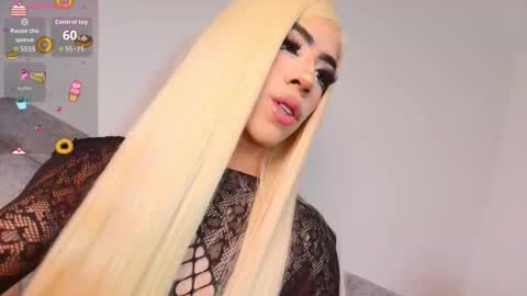 kenia_fox1 online show from 30, 10, 2025