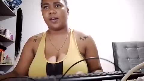 Kenia  online show from 12, 9, 2025