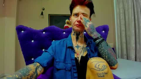 Sellena and Kenny online show from 16, 12, 2025