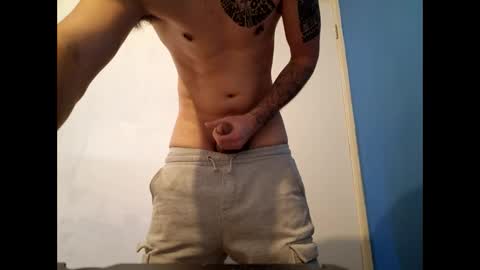 Snapshot of kennyfuckingg chatting on 9, 1, 2025 kennyfuckingg online show from 9, 1, 2025