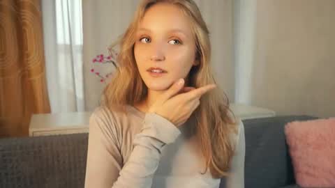 Maia online show from 21, 9, 2025