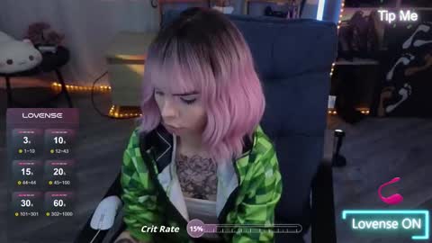 Snapshot of kerry_kirk chatting on 12, 11, 2025 Kerry online show from 12, 11, 2025