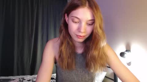 Snapshot of kesha_muah chatting on 19, 10, 2025 kesha online show from 19, 10, 2025