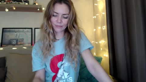 kessiecage online show from 23, 12, 2024