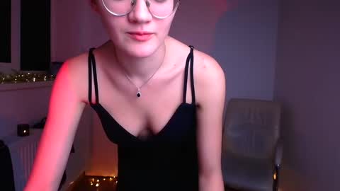 Snapshot of ketrin_pirsss chatting on 30, 12, 2024 Ketrin online show from 30, 12, 2024