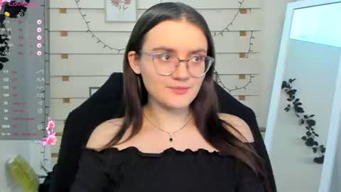 Snapshot of ketrin_pirsss chatting on 17, 11, 2025 Ketrin online show from 17, 11, 2025