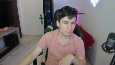 Snapshot of kevin873s chatting on 12, 11, 2025 Kevin online show from 12, 11, 2025