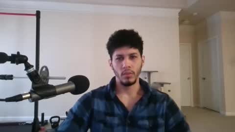 Snapshot of kevin9nch chatting on 25, 2, 2025 Kevin online show from 25, 2, 2025