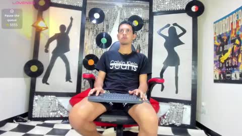 Kev online show from 8, 1, 2025