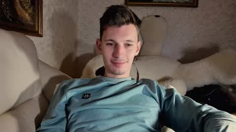 Snapshot of kevin_hornyyy chatting on 24, 10, 2025 kevin online show from 24, 10, 2025