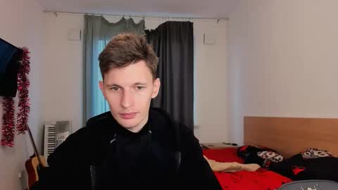 Snapshot of kevin_hornyyy chatting on 5, 11, 2025 kevin online show from 5, 11, 2025