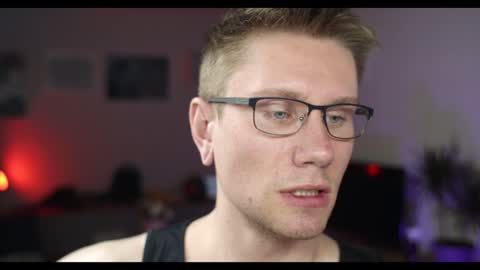 Snapshot of kevin_park chatting on 22, 12, 2024 Kev online show from 22, 12, 2024