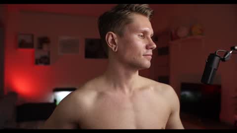 Snapshot of kevin_park chatting on 14, 2, 2025 Kev online show from 14, 2, 2025