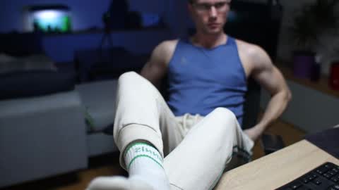 Snapshot of kevin_park chatting on 21, 2, 2025 Kev online show from 21, 2, 2025