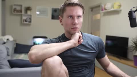 Snapshot of kevin_park chatting on 22, 2, 2025 Kev online show from 22, 2, 2025