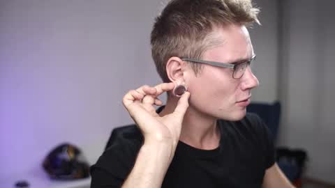 Snapshot of kevin_park chatting on 16, 9, 2025 Kev online show from 16, 9, 2025