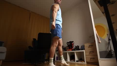 Snapshot of kevin_park chatting on 18, 11, 2025 Kev online show from 18, 11, 2025