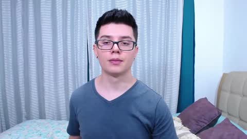 Snapshot of kevinhunts chatting on 19, 2, 2025 Kevin online show from 19, 2, 2025