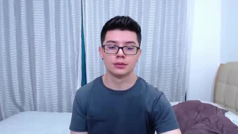 Snapshot of kevinhunts chatting on 19, 2, 2025 Kevin online show from 19, 2, 2025