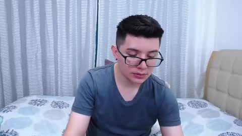 Snapshot of kevinhunts chatting on 28, 2, 2025 Kevin online show from 28, 2, 2025