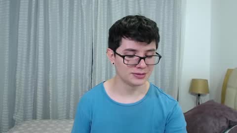 Snapshot of kevinhunts chatting on 11, 9, 2025 Kevin online show from 11, 9, 2025