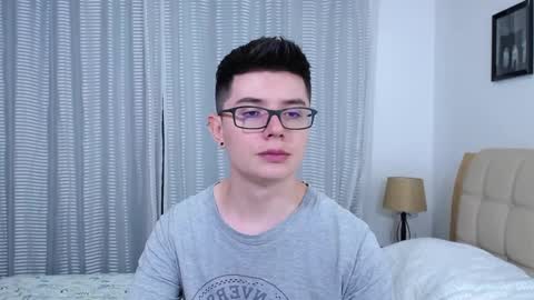 Snapshot of kevinhunts chatting on 21, 9, 2025 Kevin online show from 21, 9, 2025