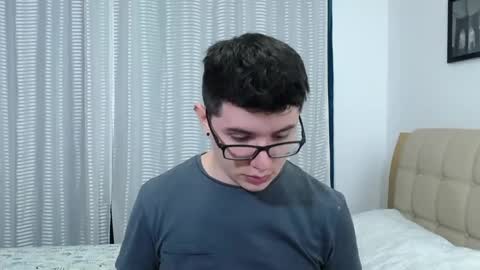 Snapshot of kevinhunts chatting on 26, 9, 2025 Kevin online show from 26, 9, 2025