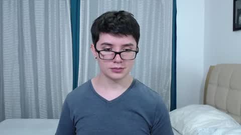 Snapshot of kevinhunts chatting on 14, 10, 2025 Kevin online show from 14, 10, 2025