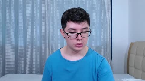 Snapshot of kevinhunts chatting on 11, 11, 2025 Kevin online show from 11, 11, 2025