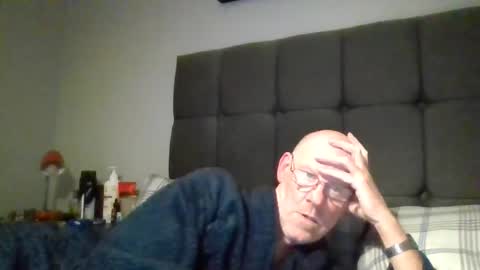 Snapshot of kevlooking4sez chatting on 14, 11, 2025 kevlooking4sez online show from 14, 11, 2025